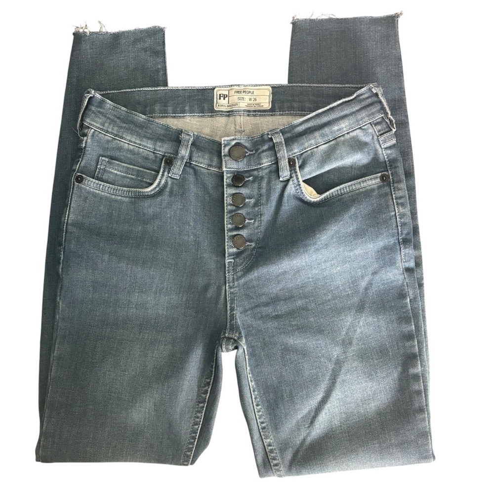 Free People High-rise, Button-fly Jeans Faded Blue/Grey Washraw Hem Women’s W26.